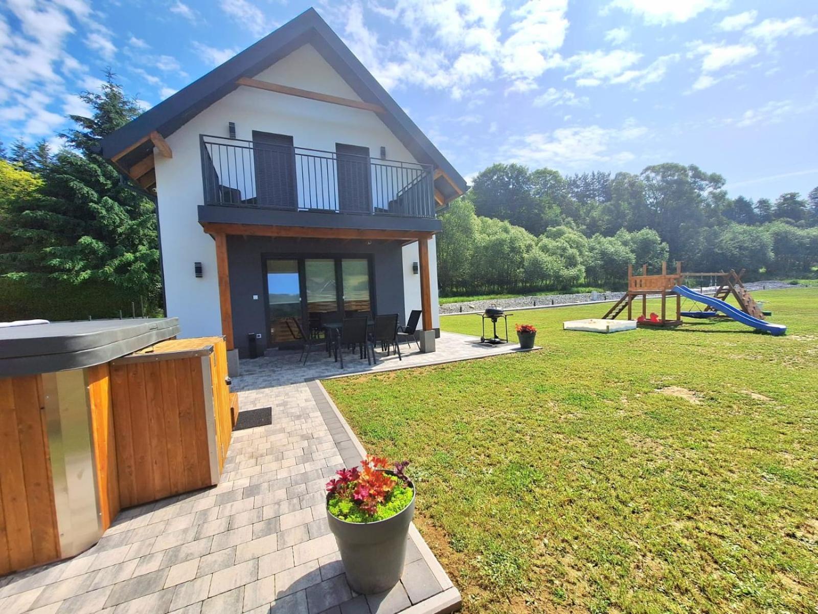 Jelonkowo Villa Brenna Exterior photo