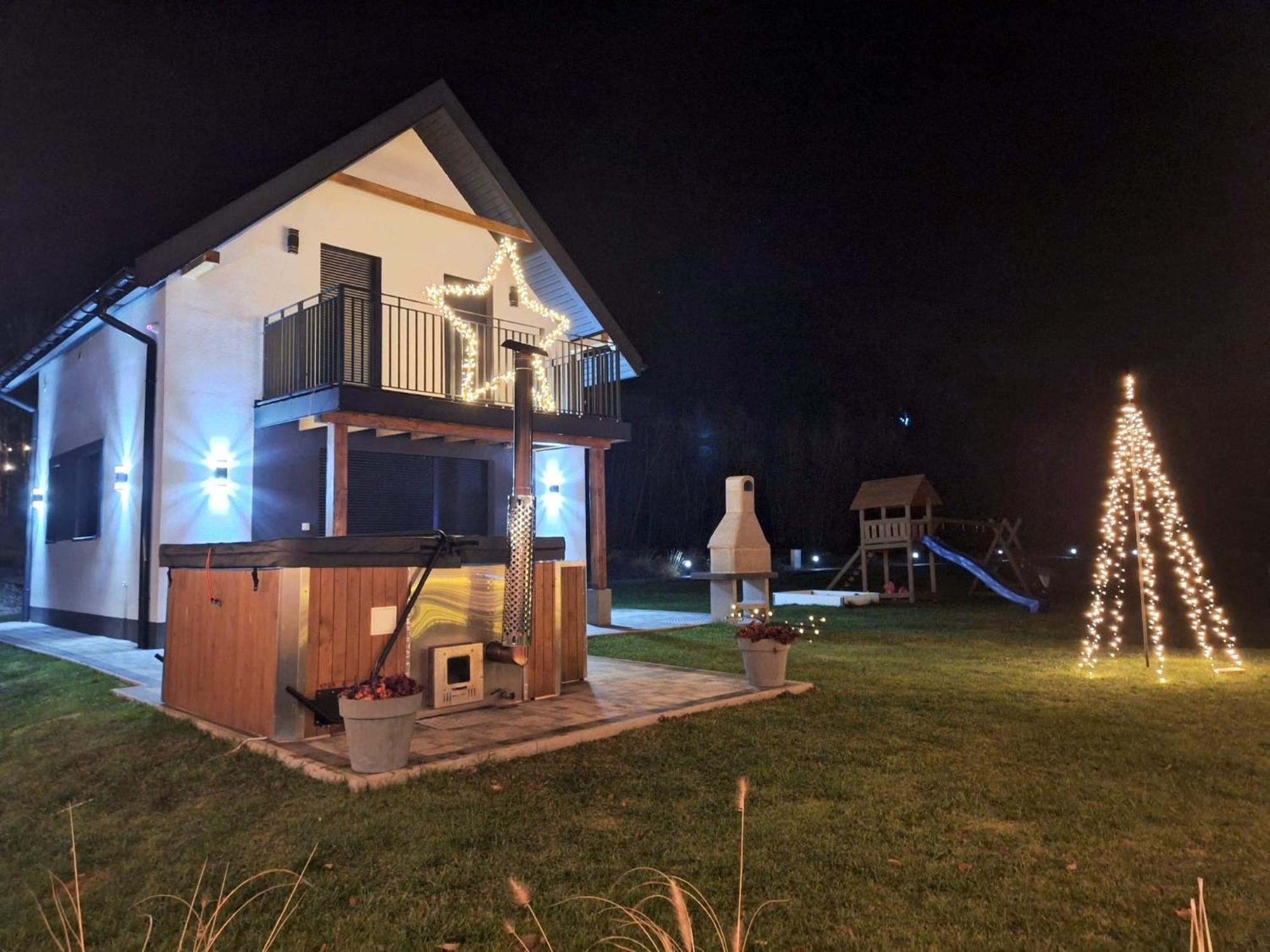 Jelonkowo Villa Brenna Exterior photo
